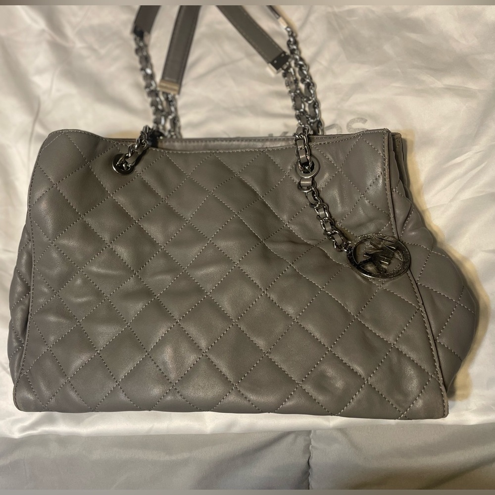 Micheal Kors Satchel